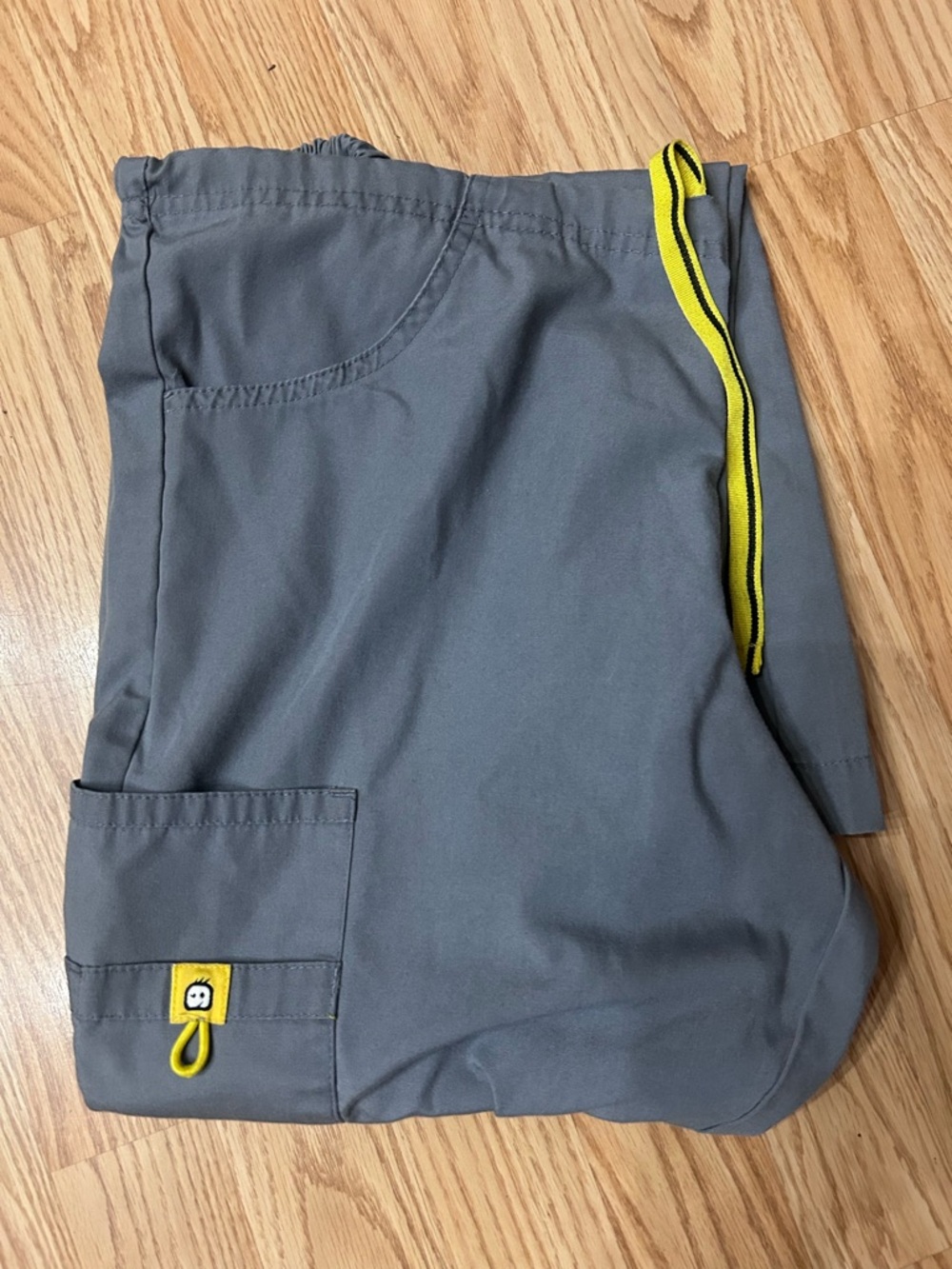 Gray Scrub Pants with Yellow Drawstring